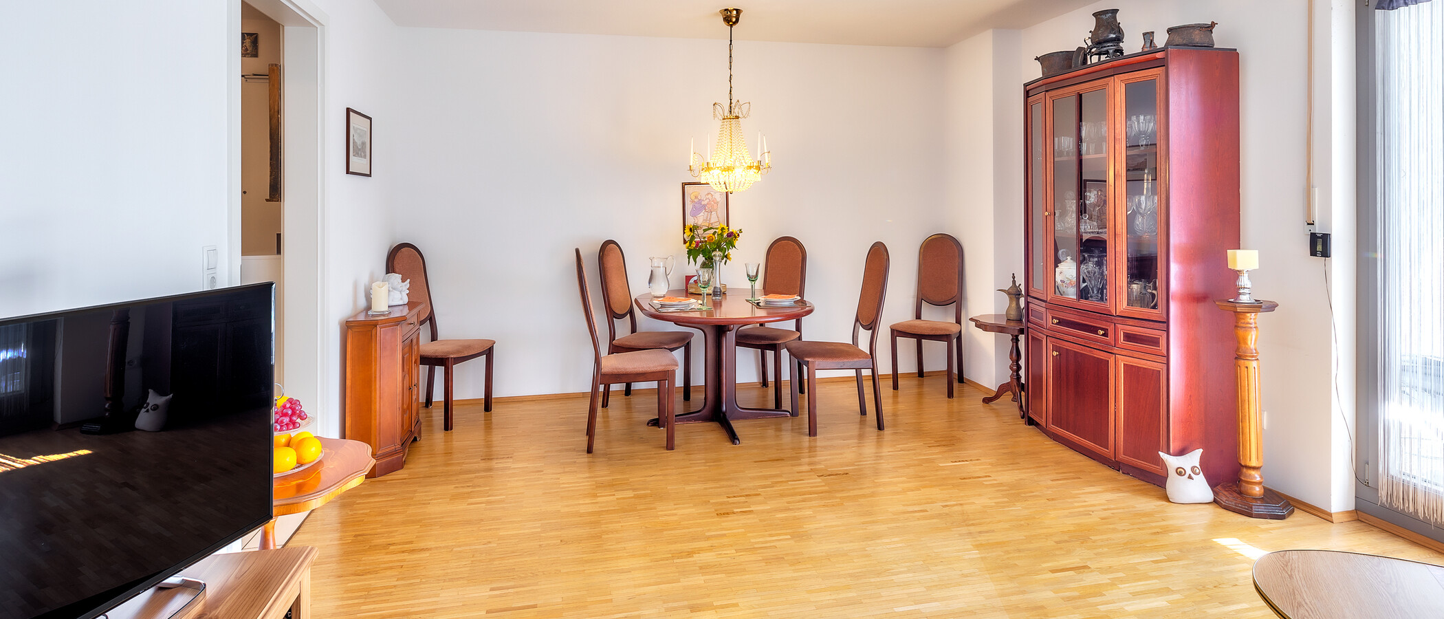 appartement Unterhaching 04 pièce à vivre 13690