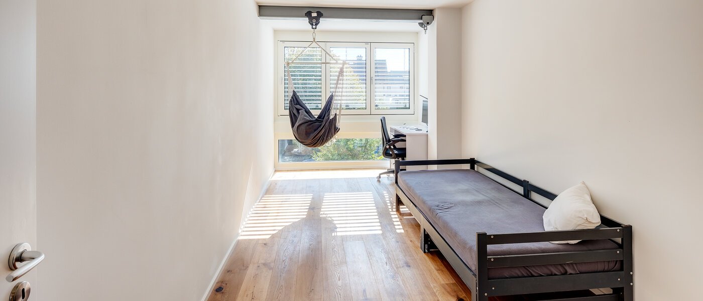 dernière maison de la rangée de maisons mitoyennes Eichenau 01 2ième chambre 13696