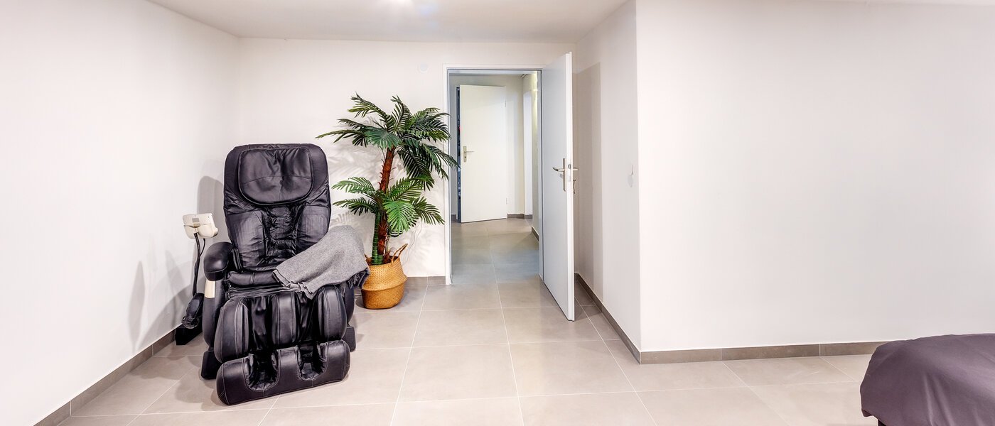 dernière maison de la rangée de maisons mitoyennes Eichenau 03 ch. d´invité 13696