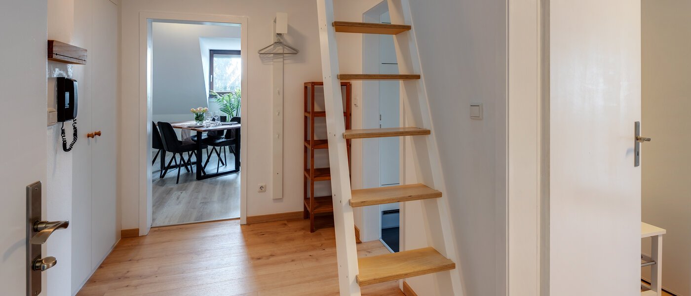 appartement sous les toits Eching 01 entrée/couloir 13716