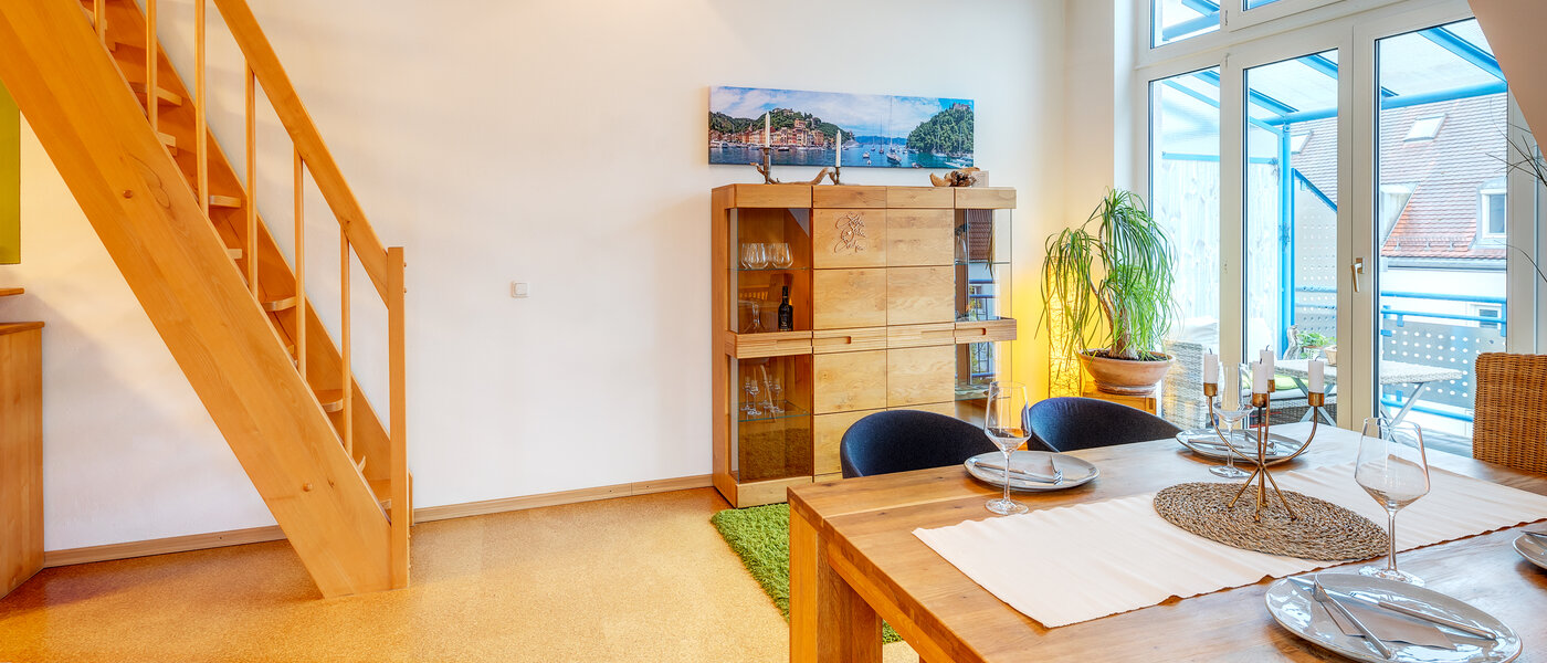appartement style maisonnette avec mezzanine Karlsfeld 03 salle à manger 13717