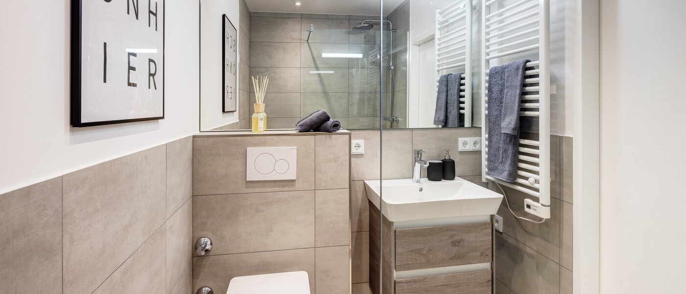 appartement München Arabellapark 01 salle de bain 13725