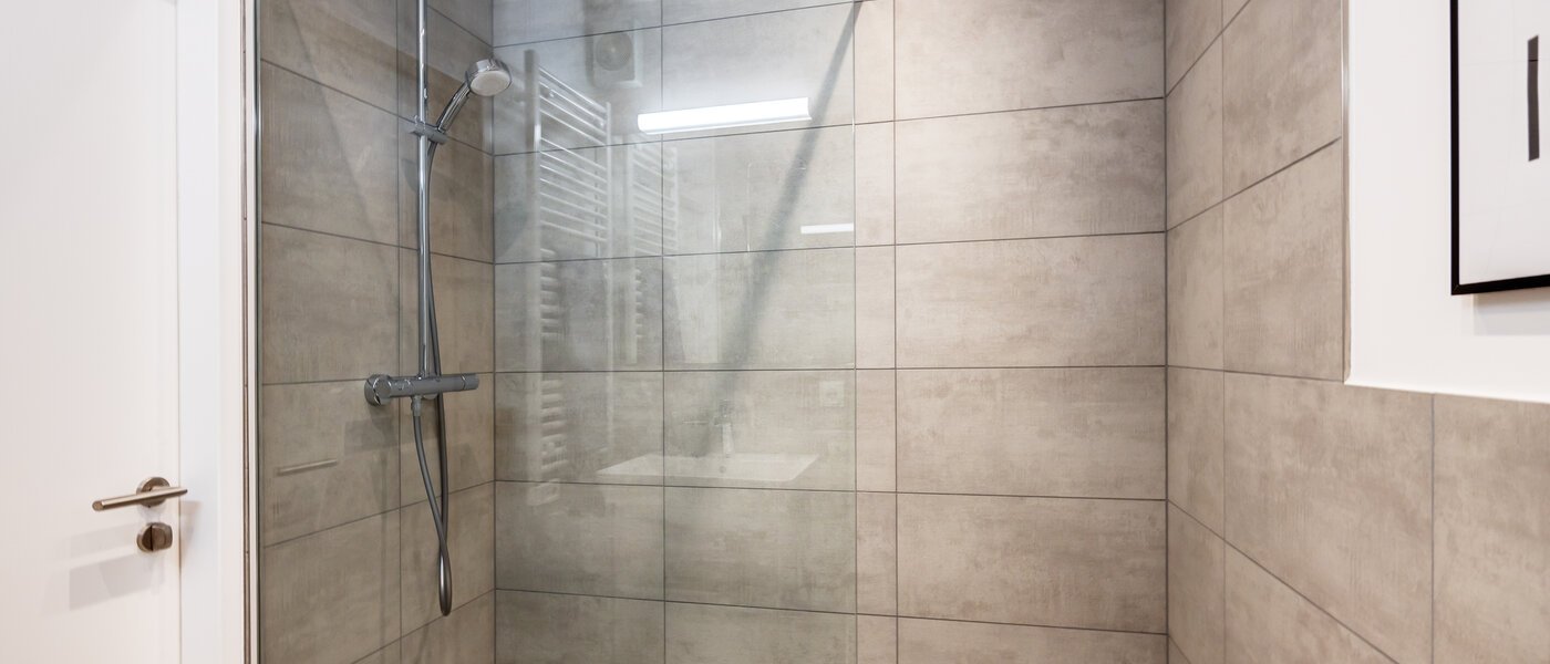 appartement München Arabellapark 03 salle de bain 13725