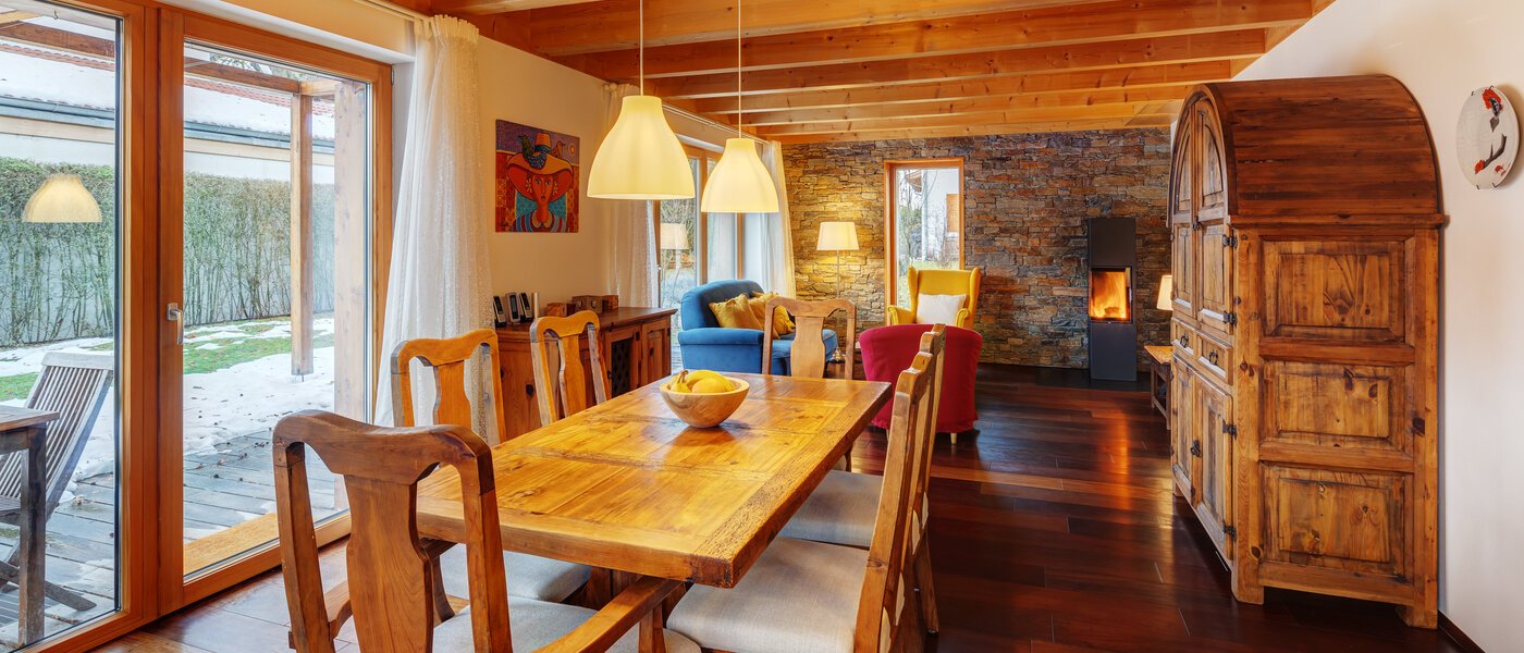 maison individuelle Oberhaching 01 pièce à vivre 13766