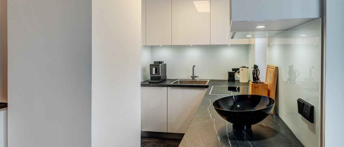 appartement München Schwabing-Nord (zw. Belgrad- & Leopoldstraße) 01 cuisine 13778