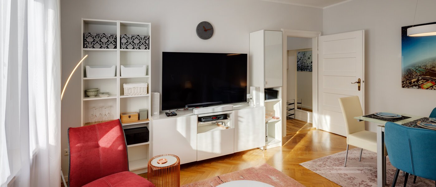 appartement München Schwabing 03 pièce à vivre 13786