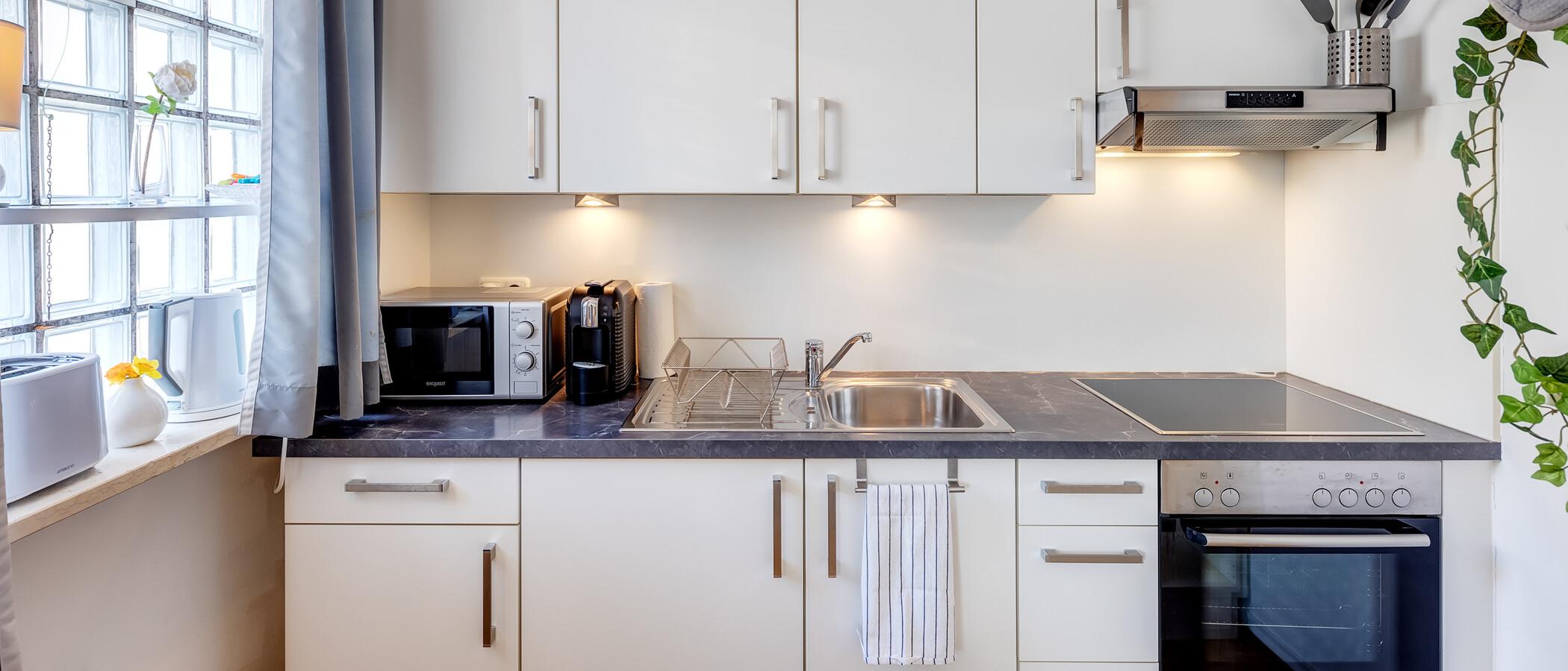 appartement München Maxvorstadt - Rund um den Josephsplatz 02 cuisine 13787