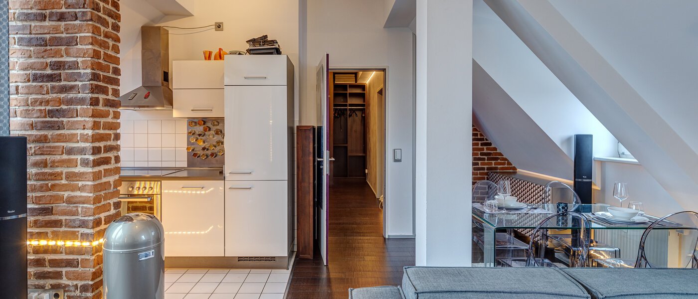 appartement München Schwabing-Nord (zw. Leopoldstraße & Englischen Garten) 03 pièce à vivre 13809