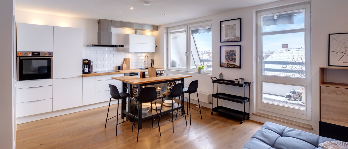 appartement avec terrasse sur le toit München Obergiesing 04 pièce à vivre 13824