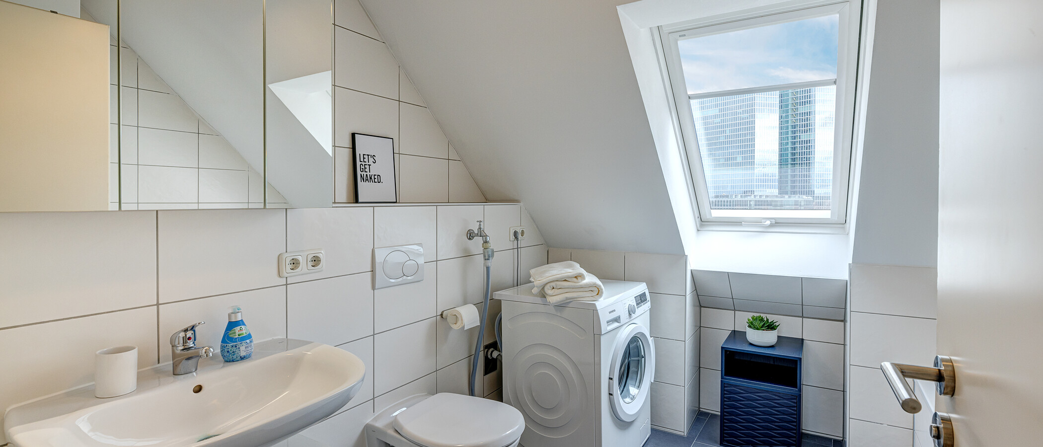 appartement sous les toits München Schwabing (rechts der Leopoldstraße) 01 salle de bain 13837