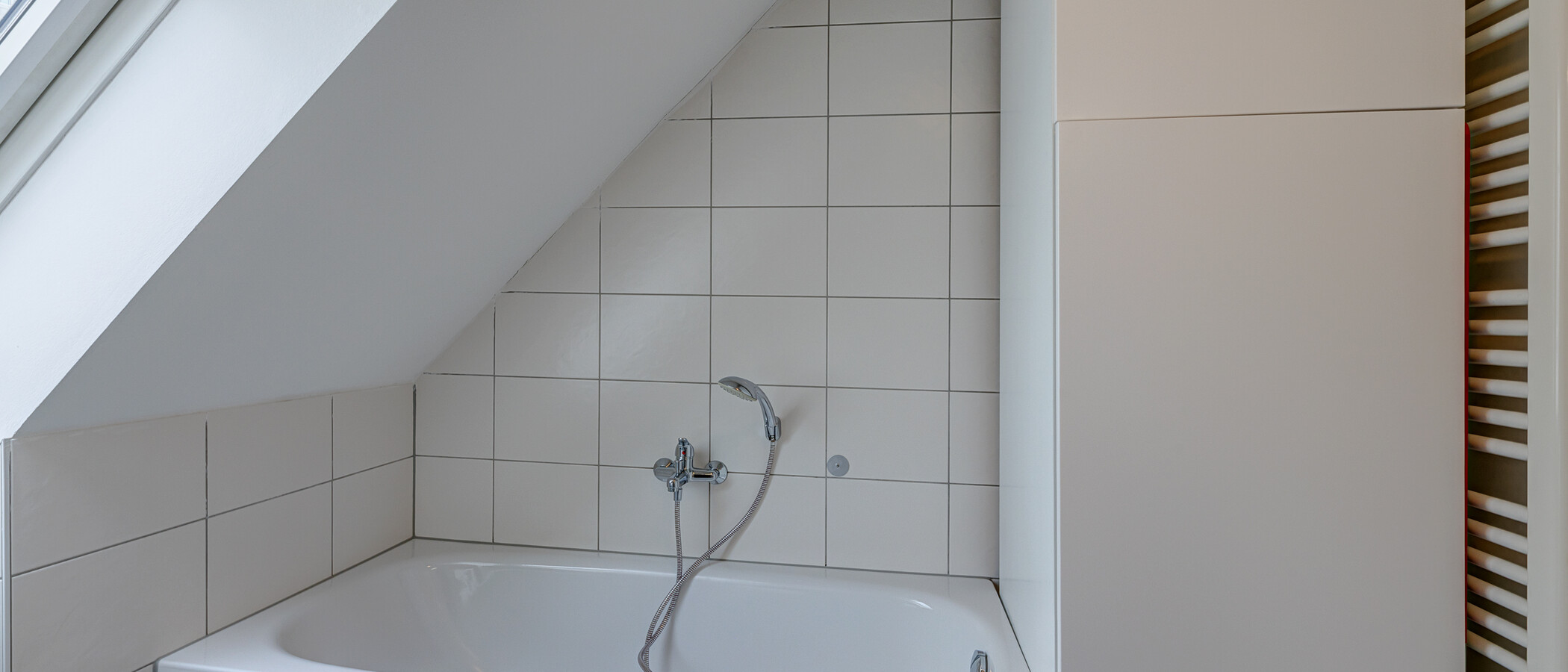 appartement sous les toits München Schwabing (rechts der Leopoldstraße) 02 salle de bain 13837