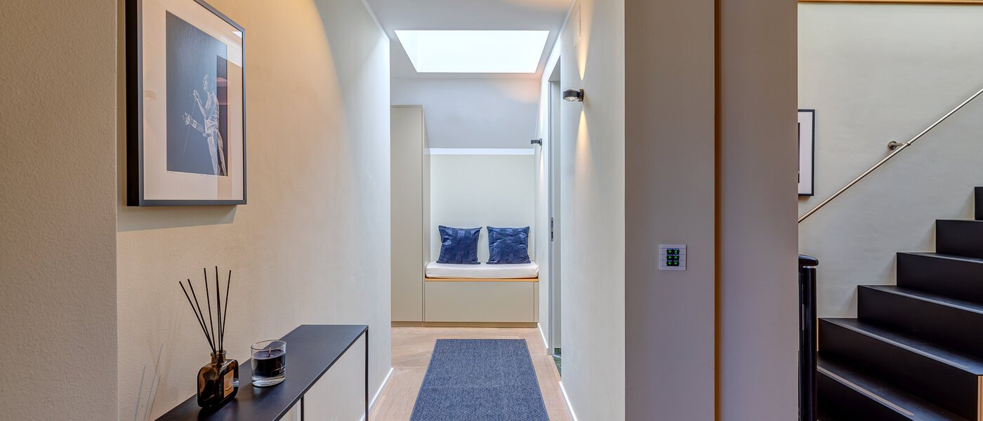 appartement style maisonnette avec mezzanine München Altstadt 03 entrée/couloir 13841