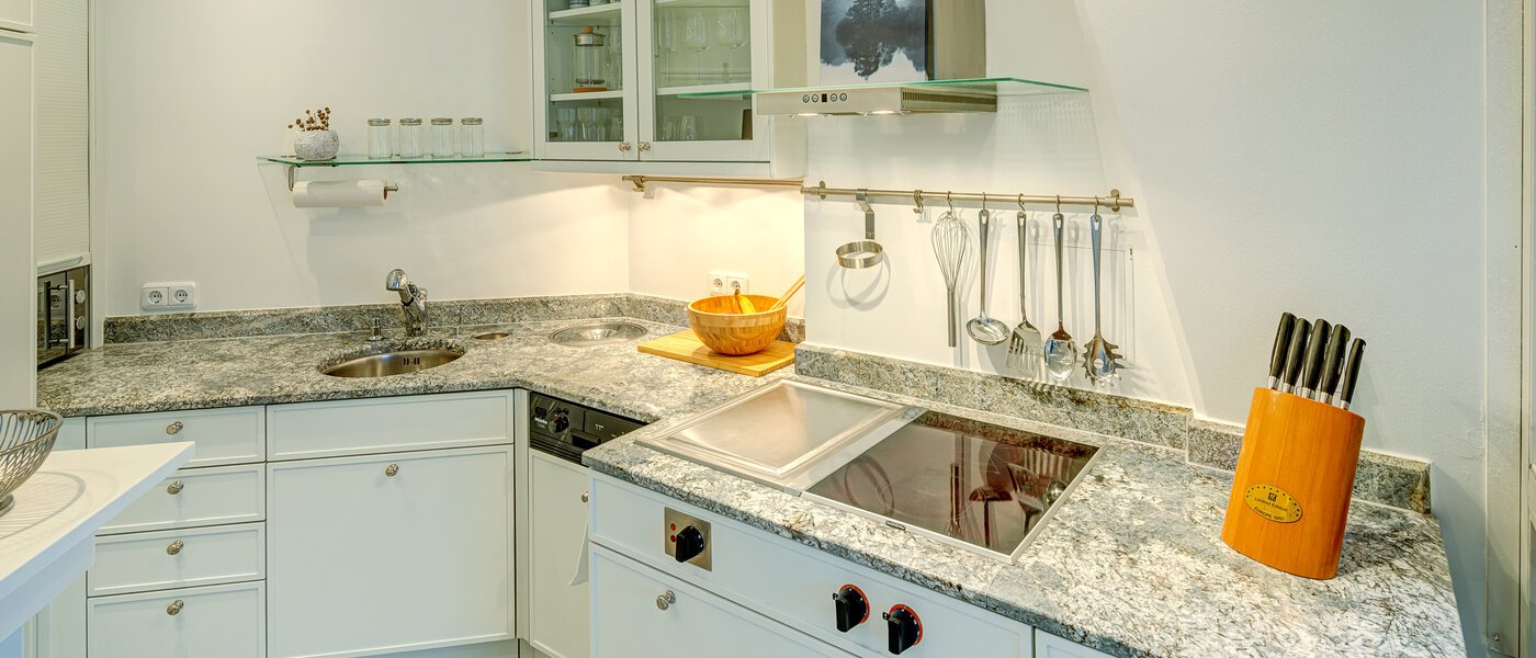 appartement style maisonnette avec mezzanine München Bogenhausen 02 cuisine 13849