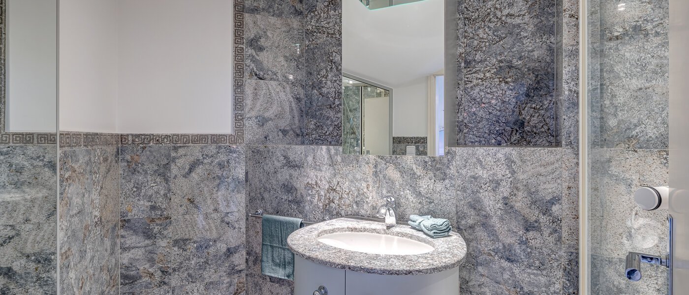 appartement style maisonnette avec mezzanine München Bogenhausen 02 2ème s. de bain 13849