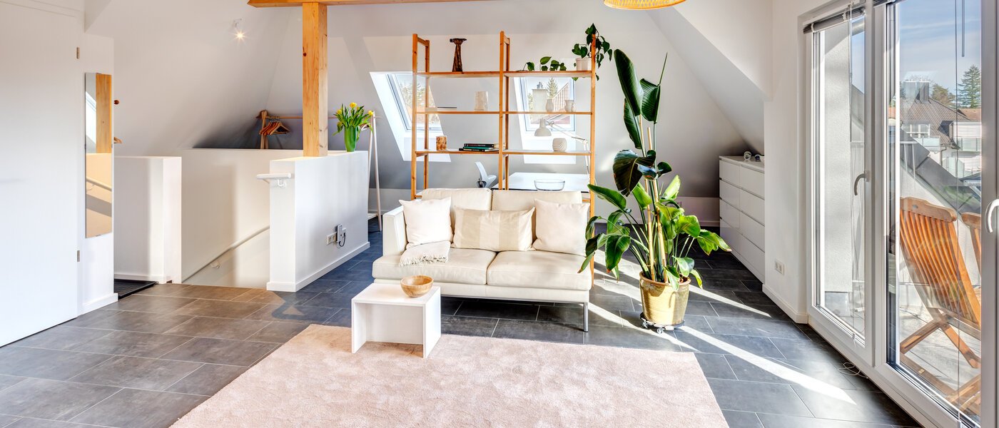 appartement sous les toits München Waldtrudering 02 pièce à vivre 13853