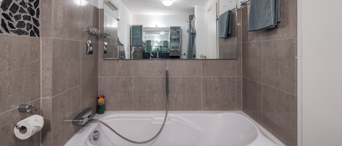 appartement avec mezzanine Ottobrunn 02 salle de bain 13854