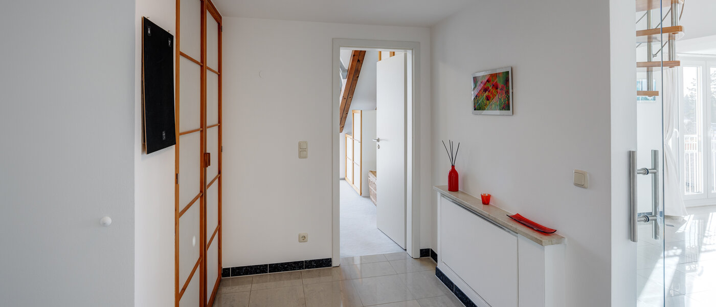 appartement avec mezzanine Ottobrunn 03 entrée/couloir 13854