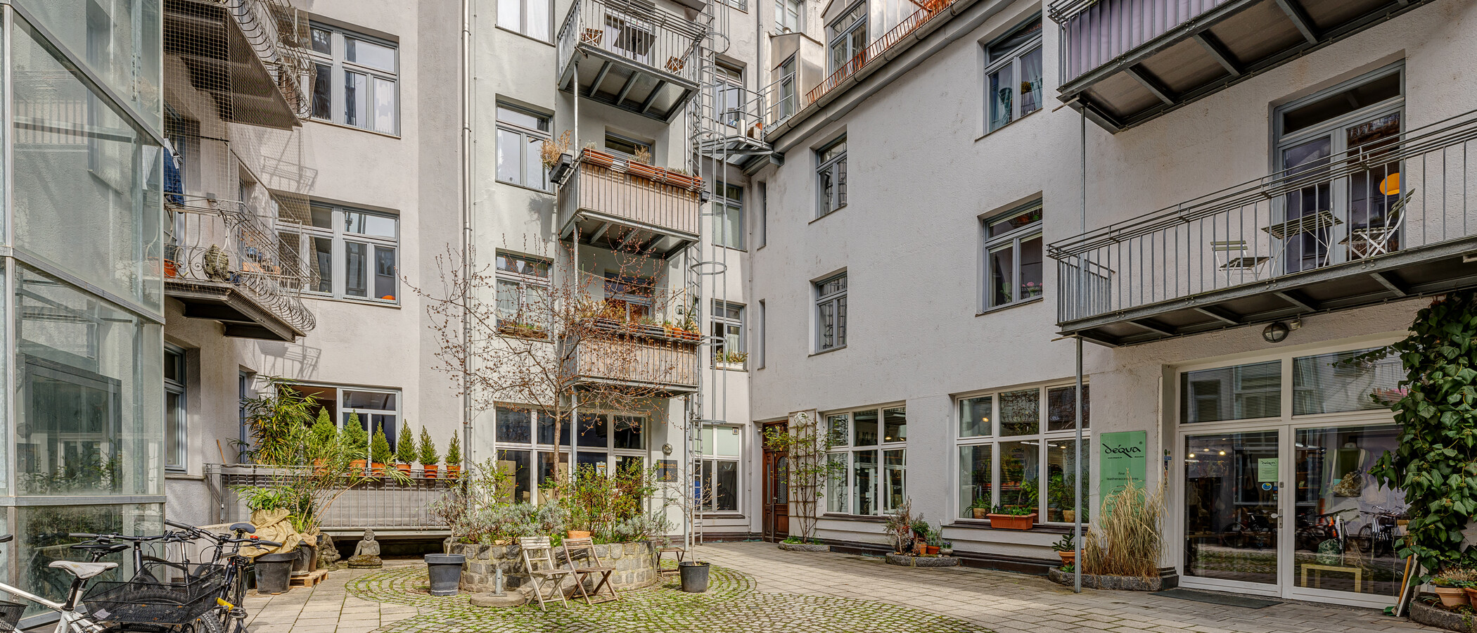 appartement München Glockenbachviertel 01 cour intérieure 13888