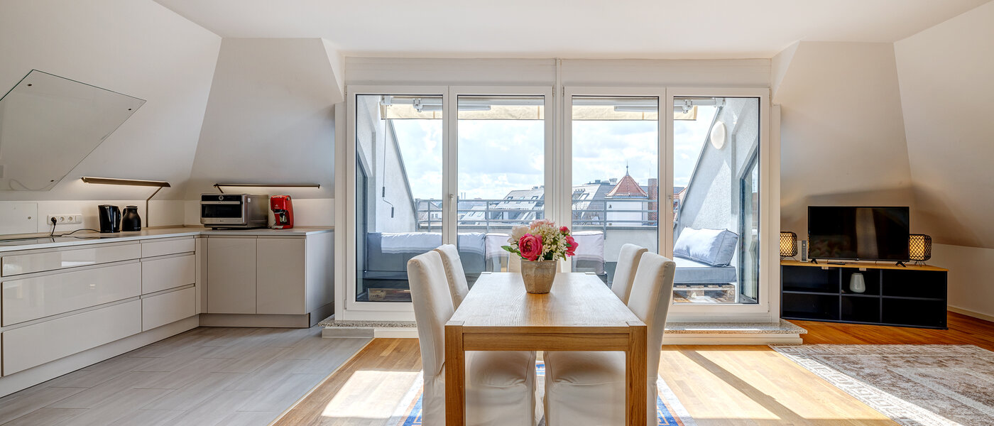 appartement sous les toits München Ludwigsvorstadt 02 pièce à vivre 13896