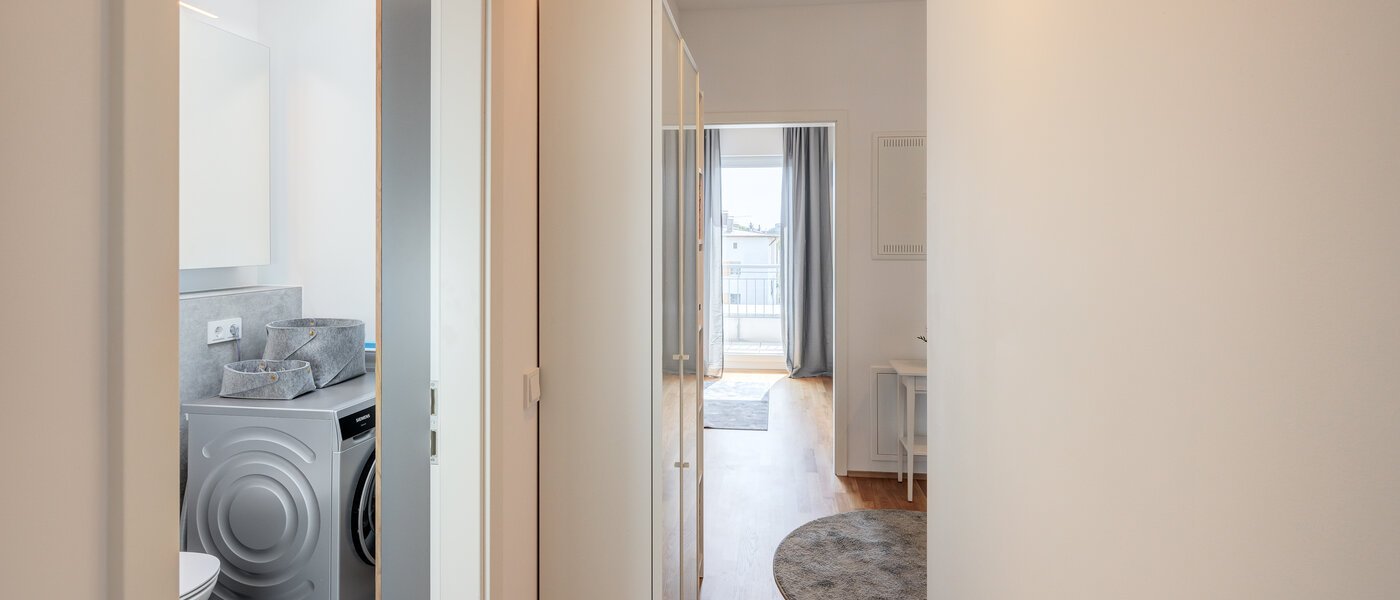 appartement avec terrasse sur le toit München Neuhausen 05 entrée/couloir 13934