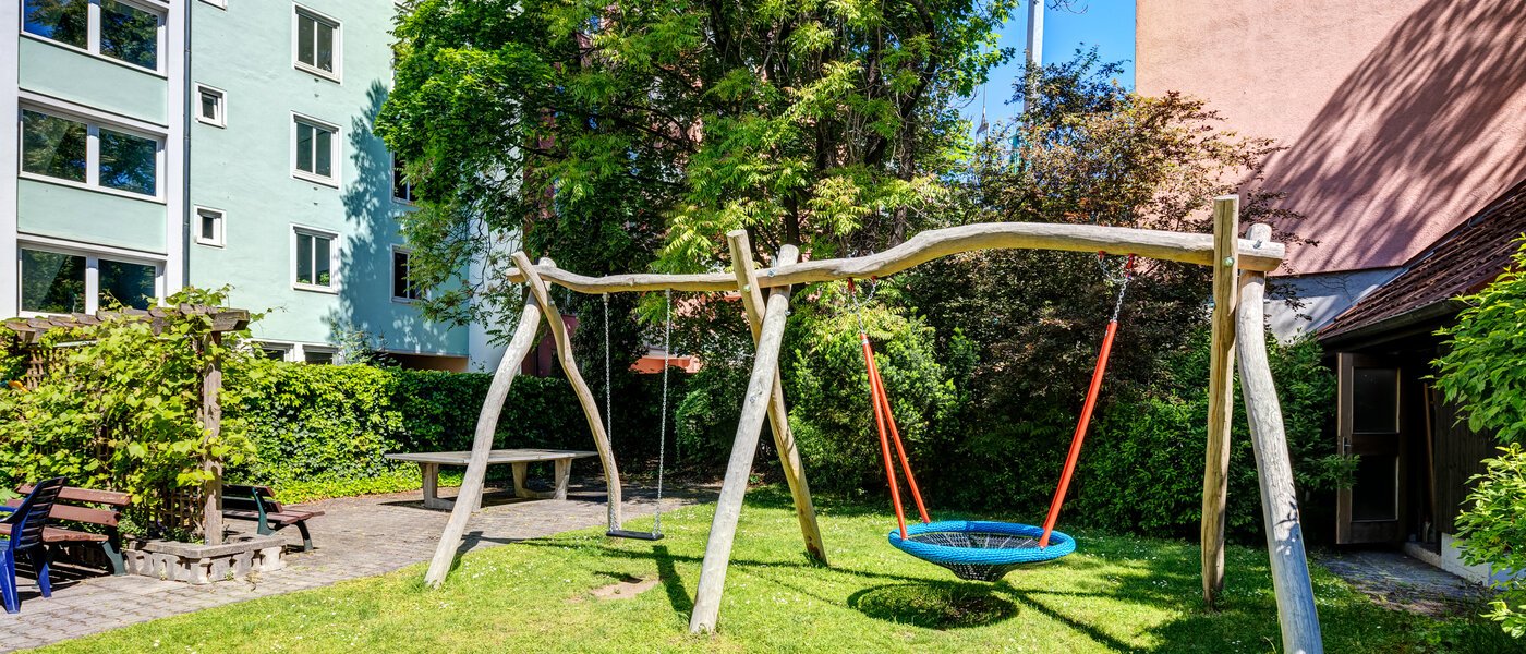 appartement München Maxvorstadt 03 jardin commun 13972