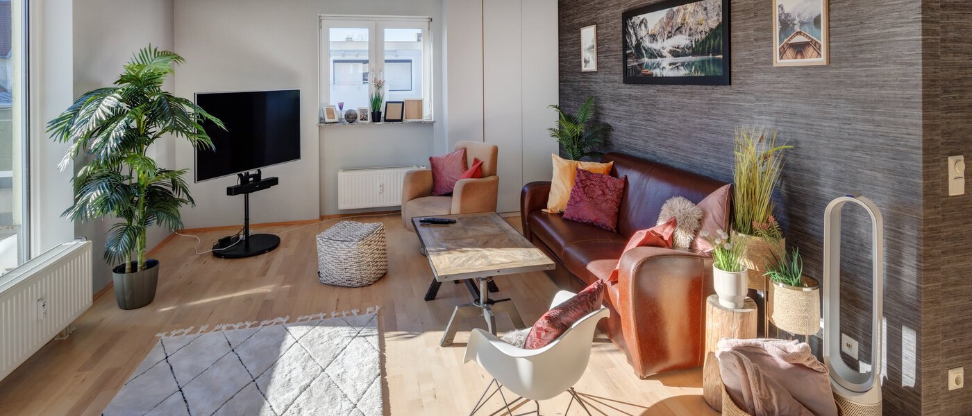 appartement avec terrasse sur le toit München Neuhausen 01 pièce à vivre 13988