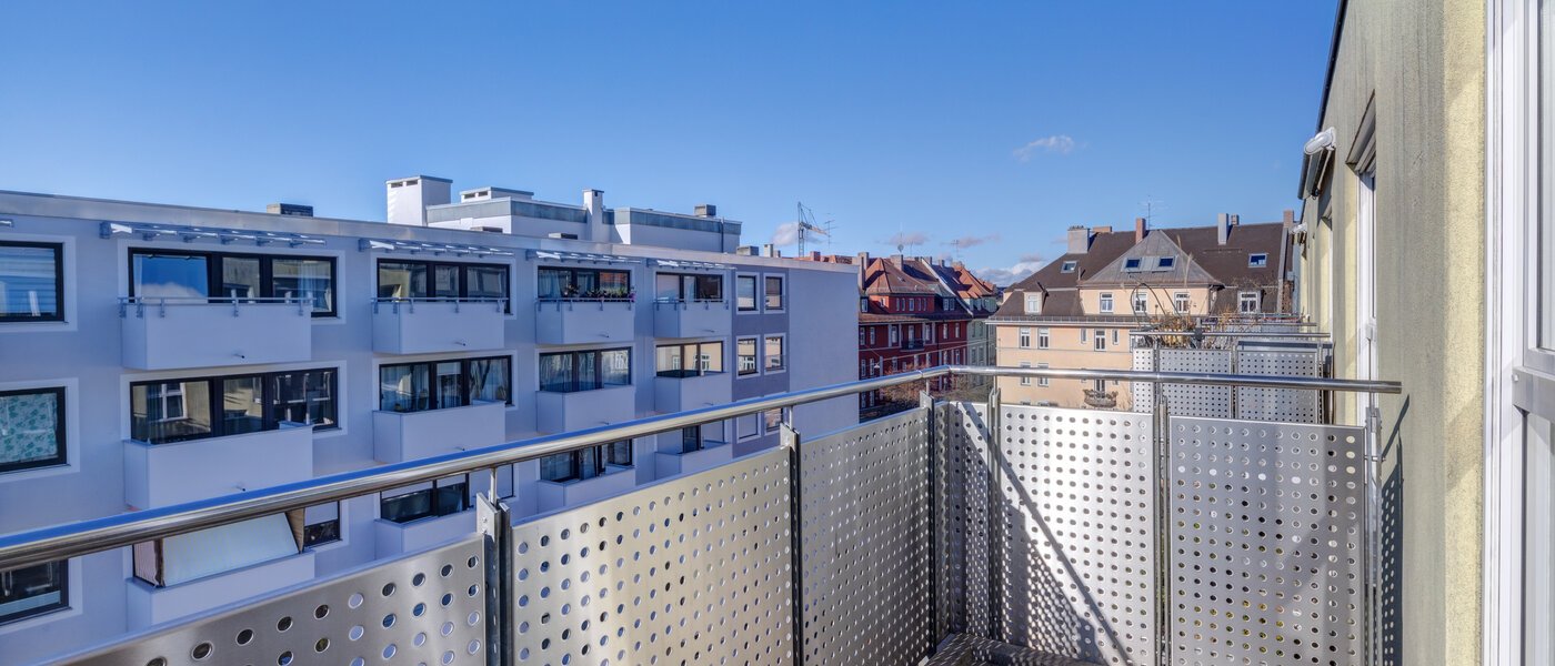 appartement avec terrasse sur le toit München Neuhausen 01 1ère balcon 13988