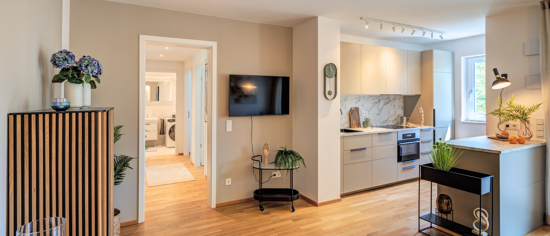 appartement München Neuhausen 04 pièce à vivre 13994