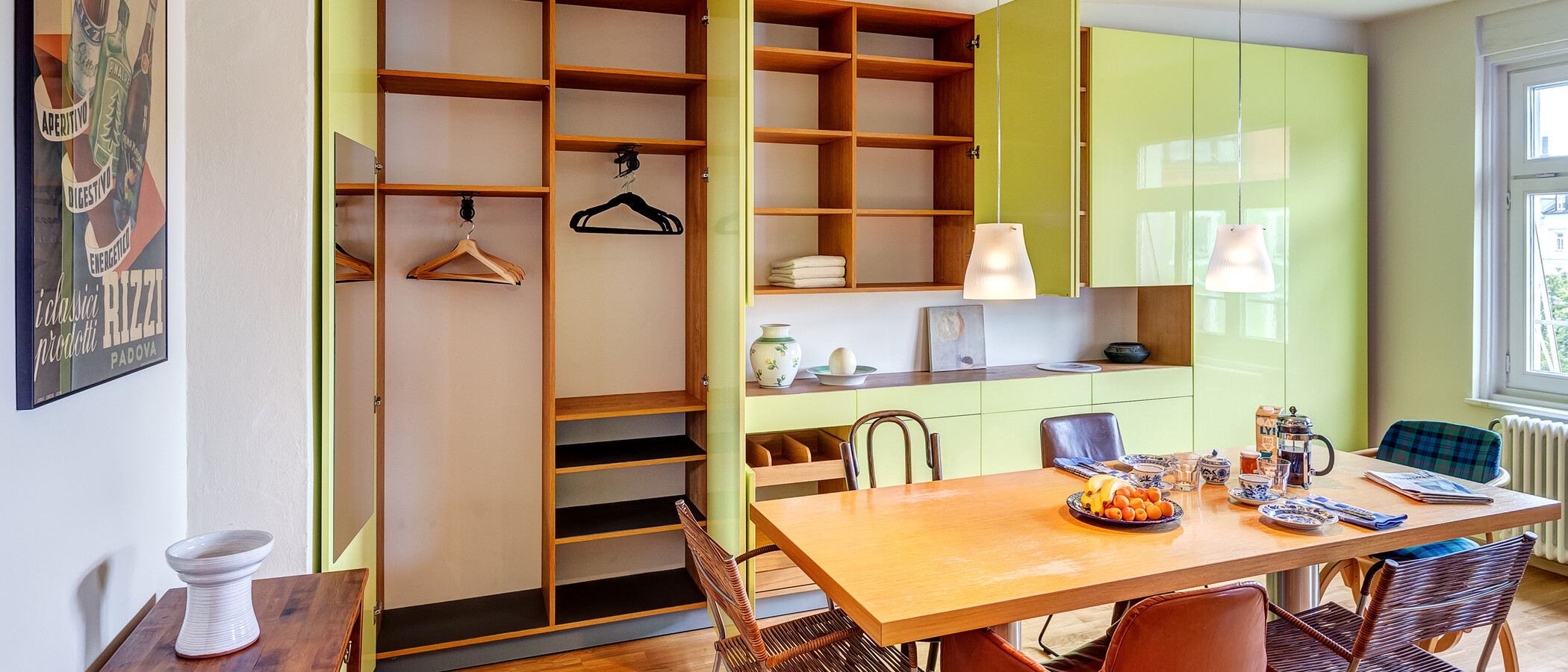 appartement style maisonnette avec mezzanine München Glockenbachviertel 05 cuisine 13995