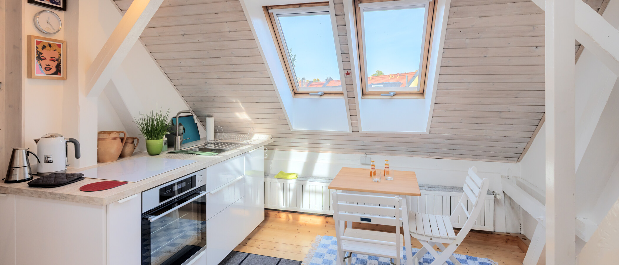 appartement sous les toits München Pasing 01 cuisine 14002