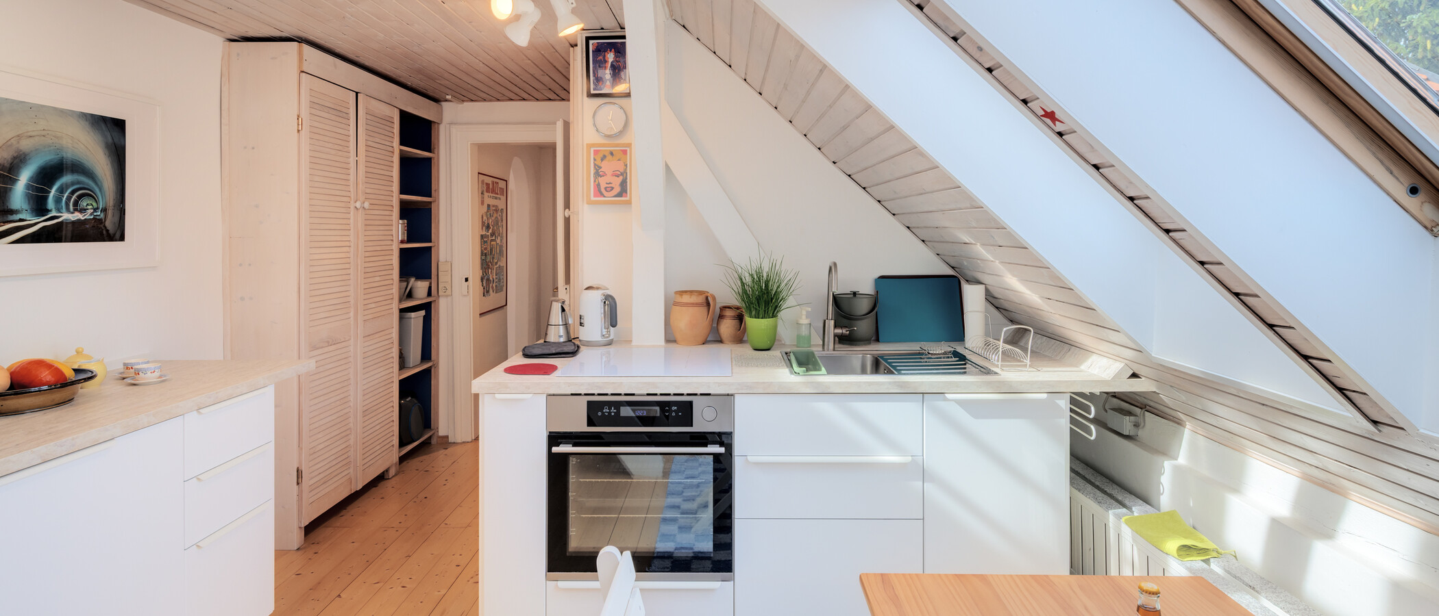appartement sous les toits München Pasing 04 cuisine 14002