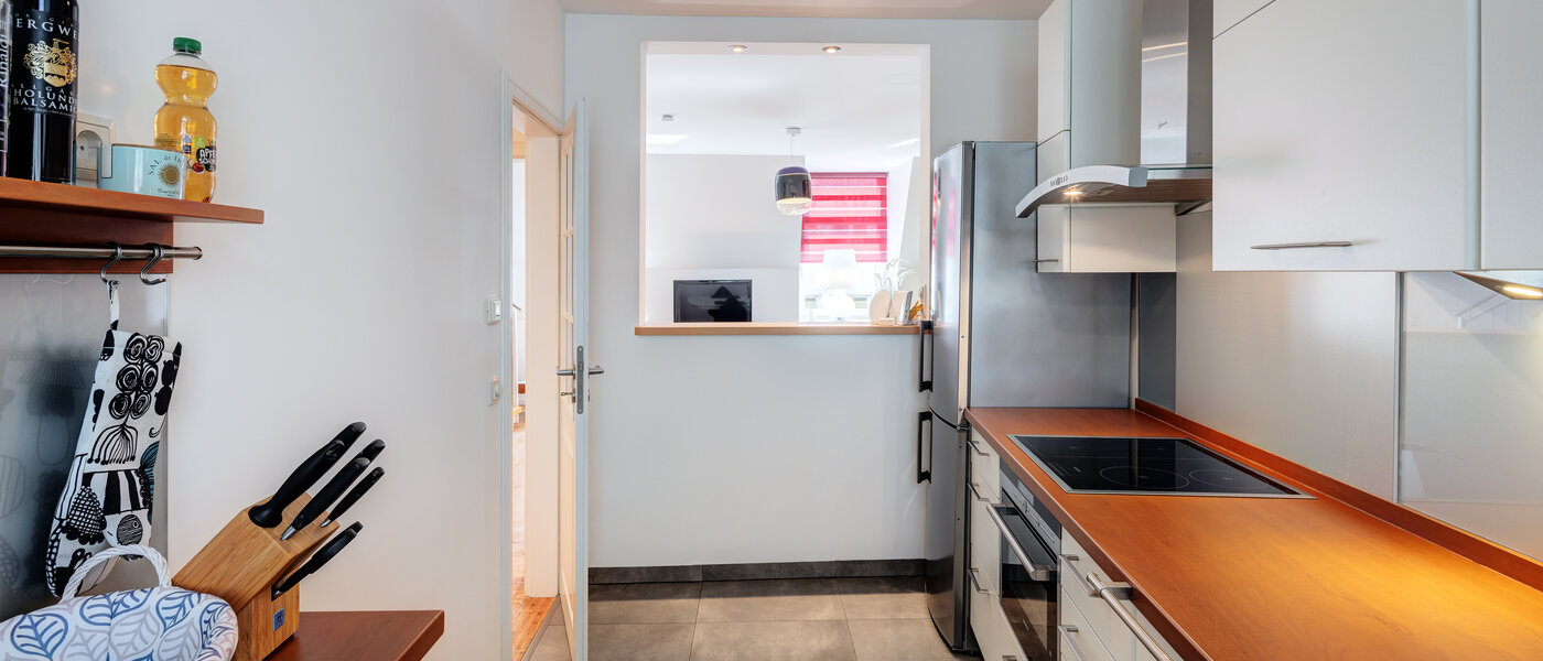 appartement style maisonnette München Lehel 02 cuisine 14018