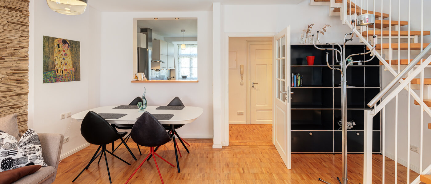 appartement style maisonnette München Lehel 02 pièce à vivre 14018