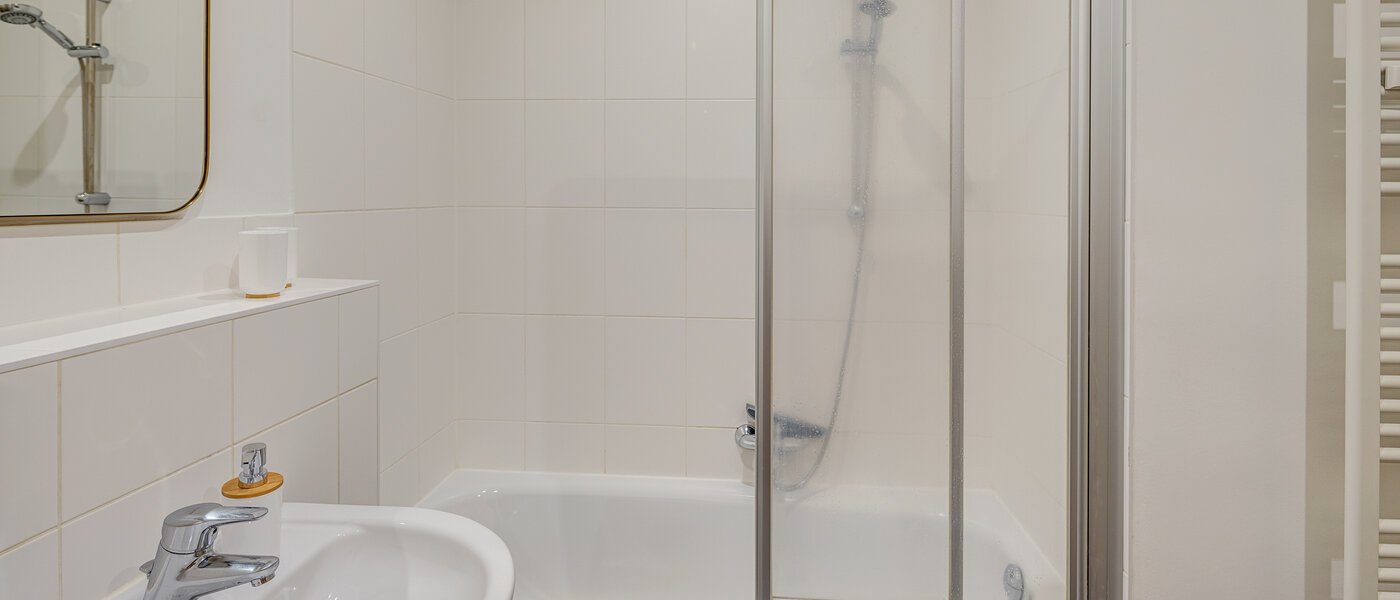 appartement München Haidhausen 01 salle de bain 14027