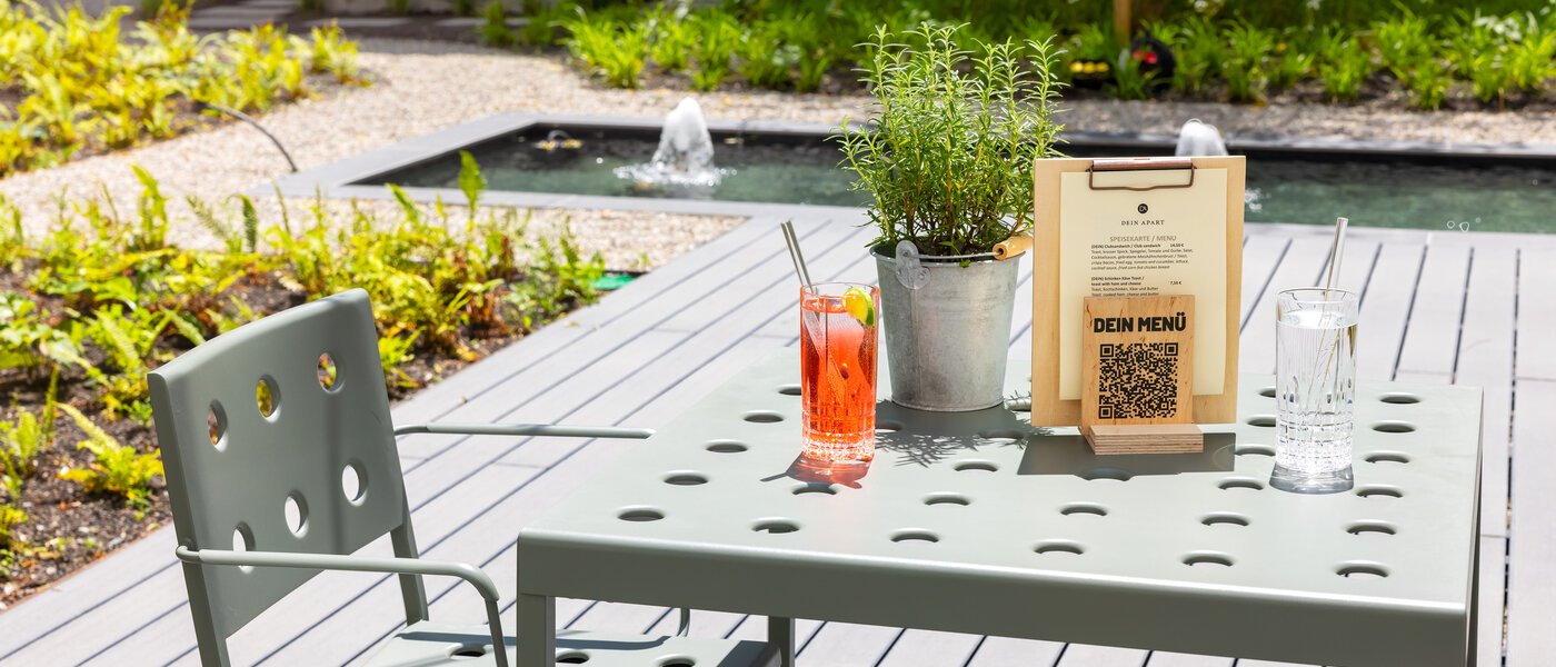 studio Unterföhring 01 cour intérieure 14037