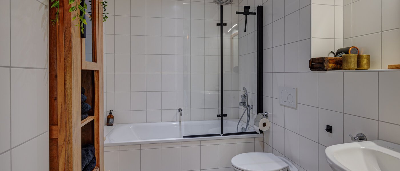studio München Neuhausen 01 salle de bain 14060