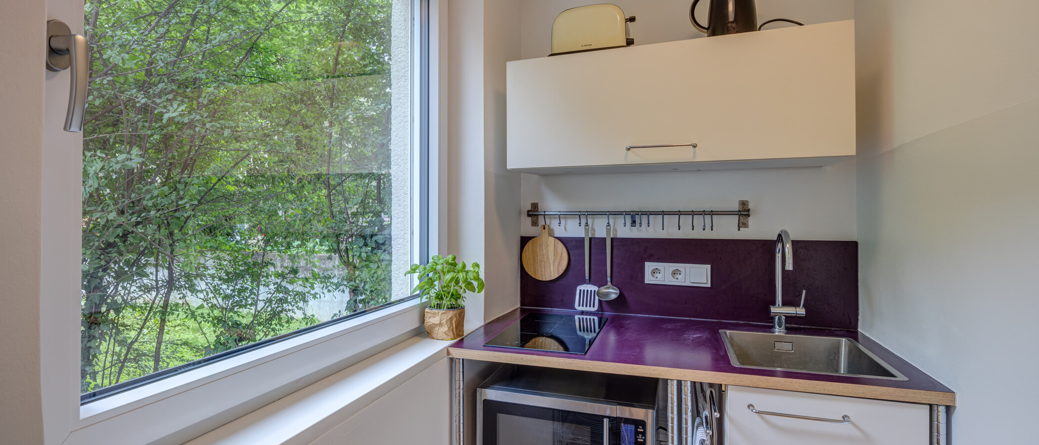 studio München Schwabing 01 cuisine 14061