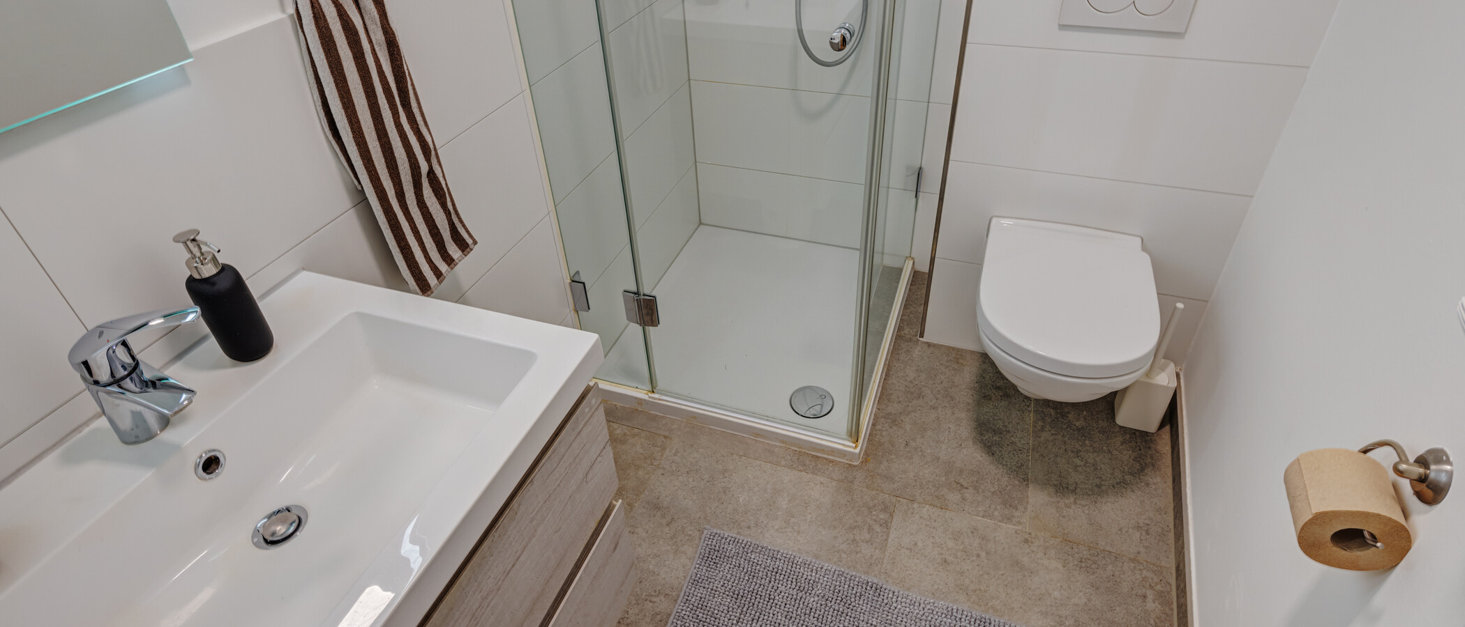studio München Schwabing 02 salle de bain 14061
