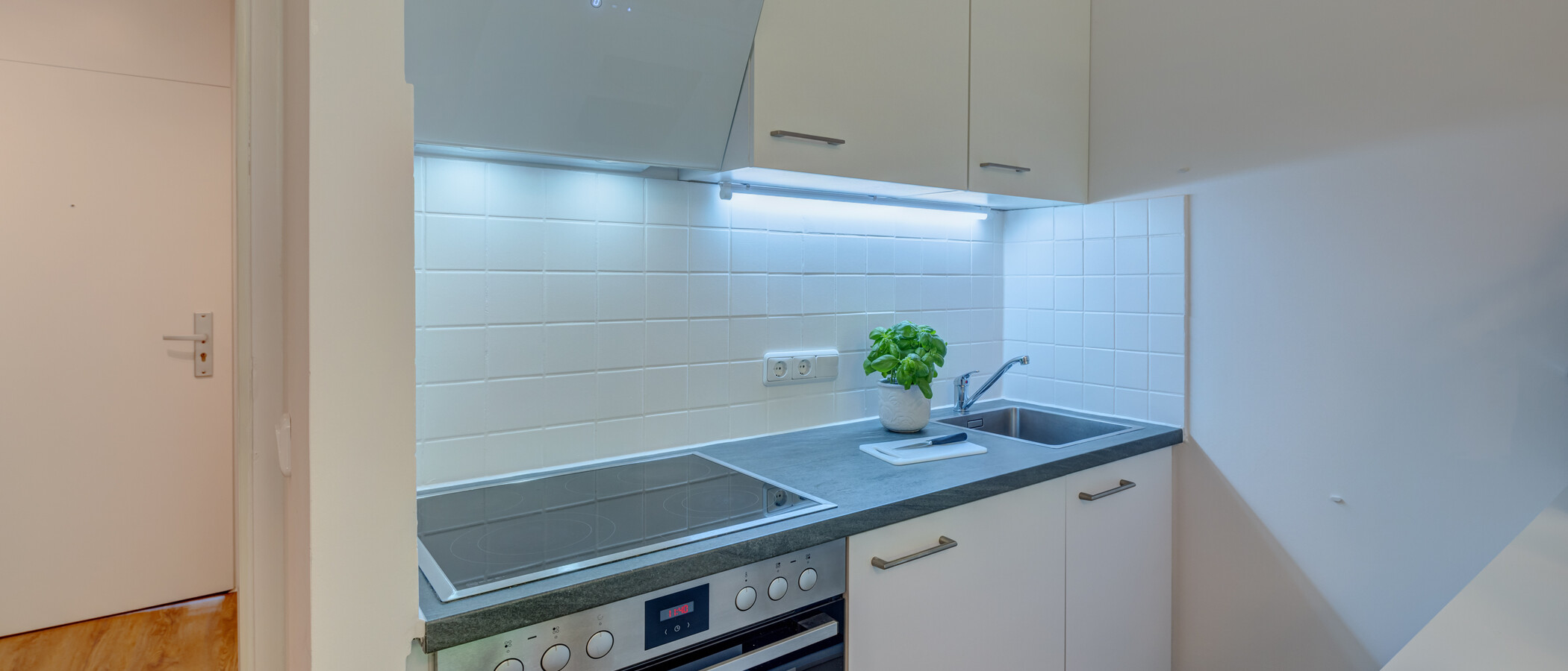 studio München Haidhausen 01 cuisine 14070