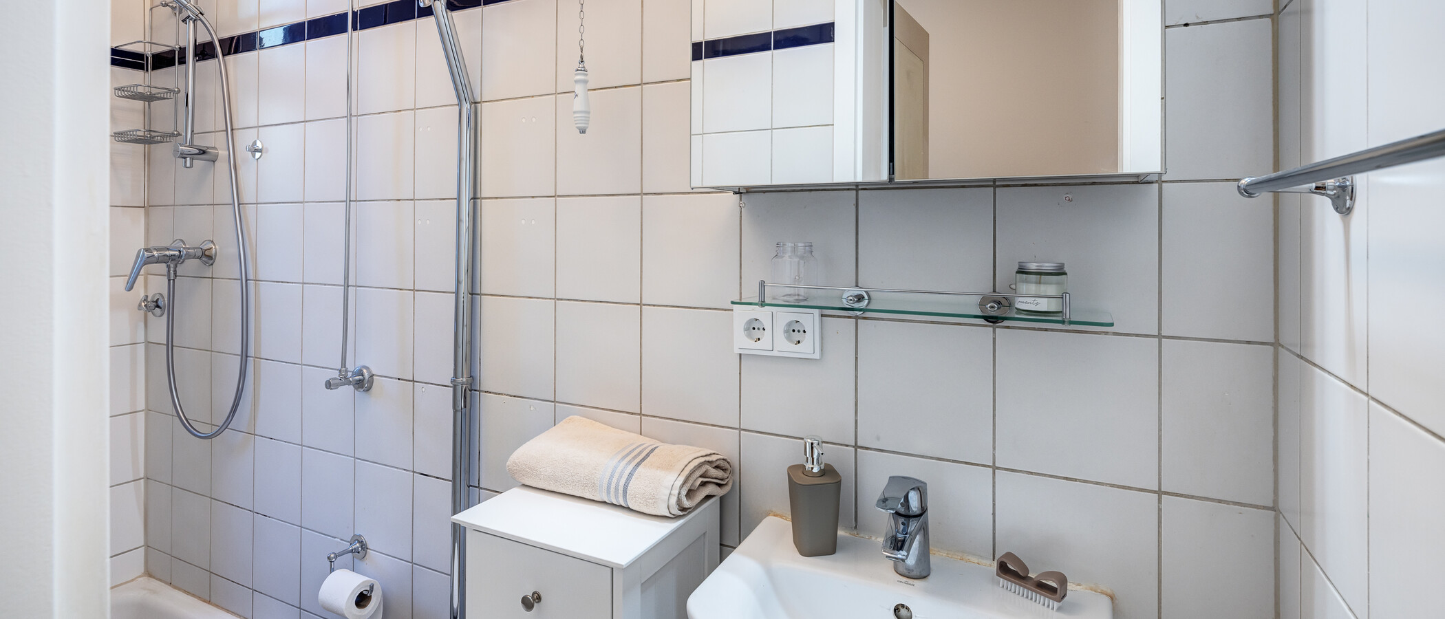 studio München Neuhausen 01 salle de bain 14110