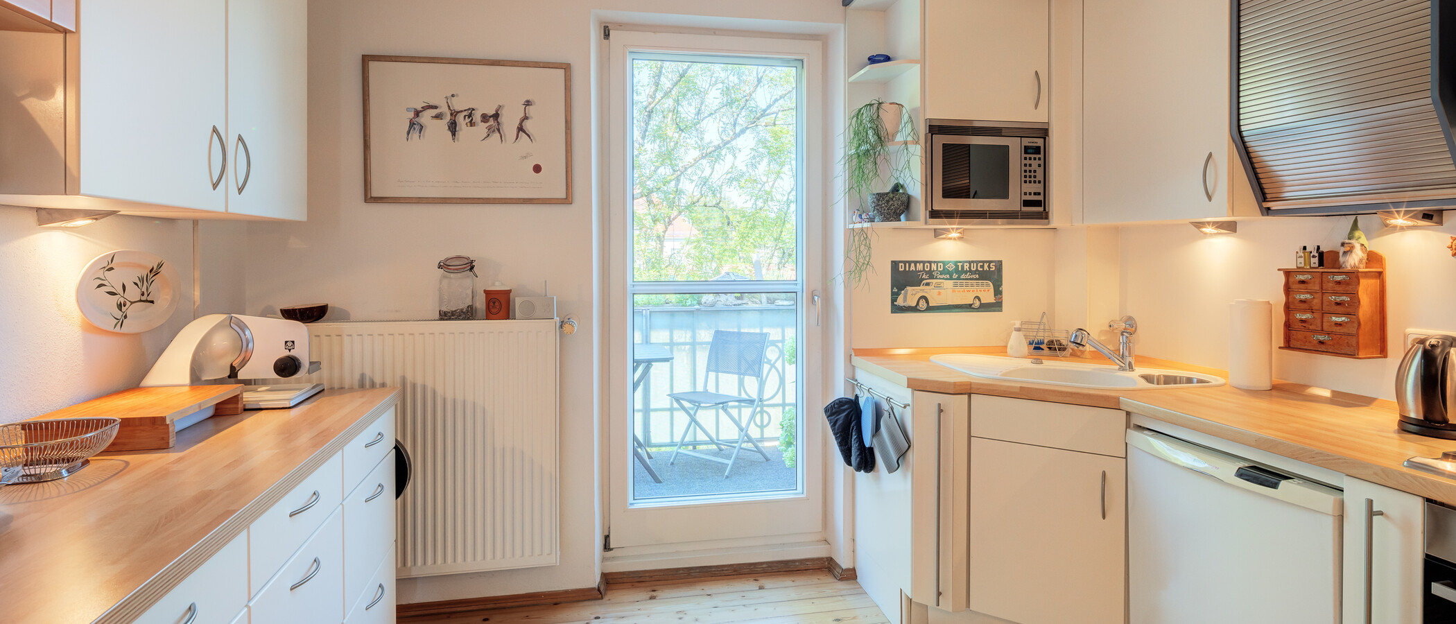 appartement sous les toits München Neuhausen 04 cuisine 14119