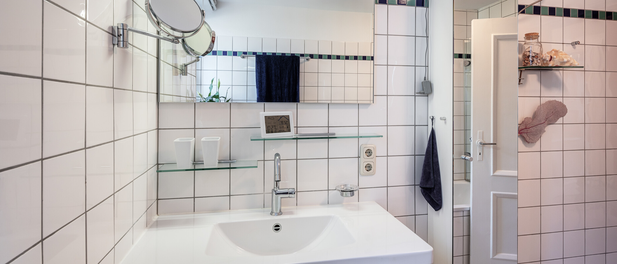 appartement sous les toits München Neuhausen 02 salle de bain 14119