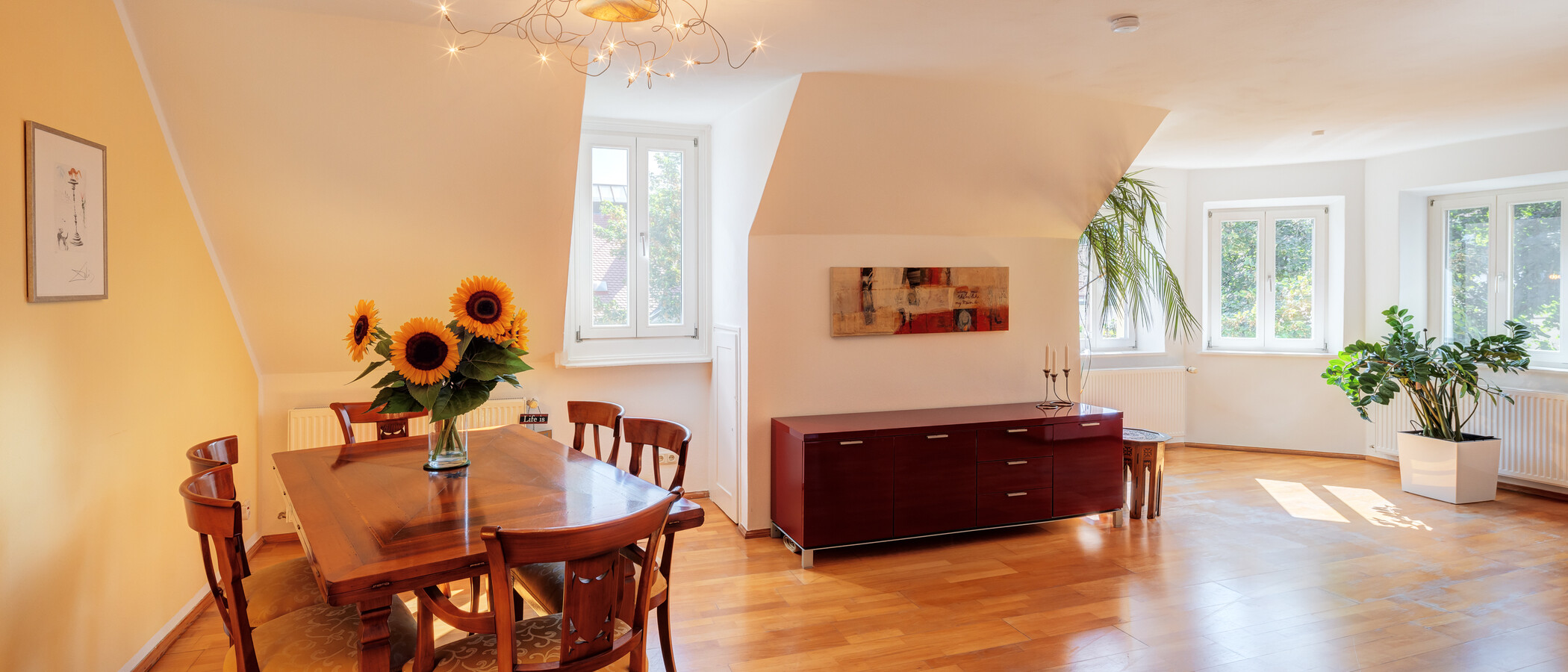 appartement sous les toits München Neuhausen 03 pièce à vivre 14119