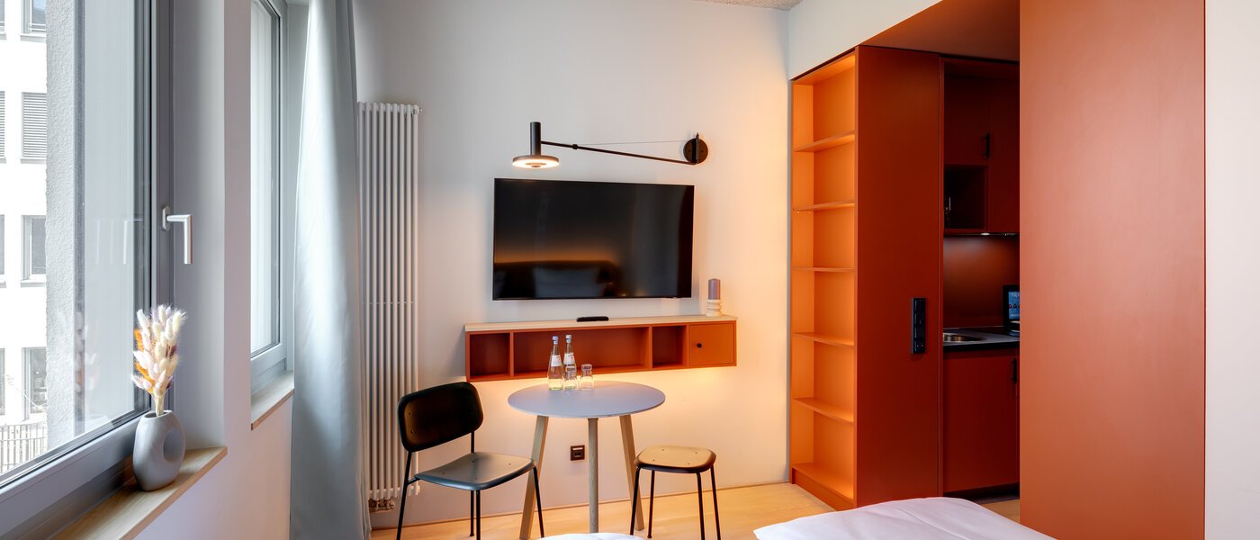 studio Unterföhring 01 pièce à vivre 14131