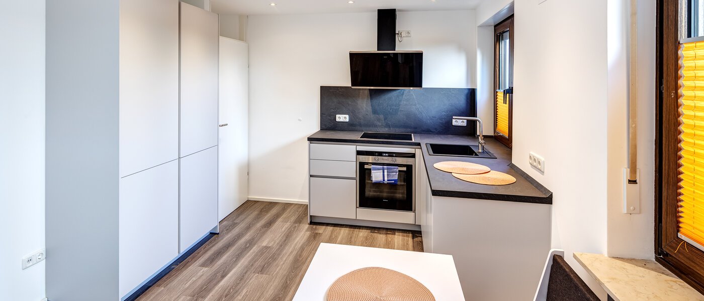 maison mitoyenne placée au milieu de la rangée Germering 02 cuisine 14170