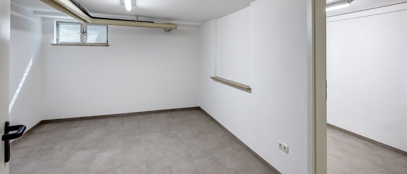 maison mitoyenne placée au milieu de la rangée Germering 01 pièces pour loisirs 14170