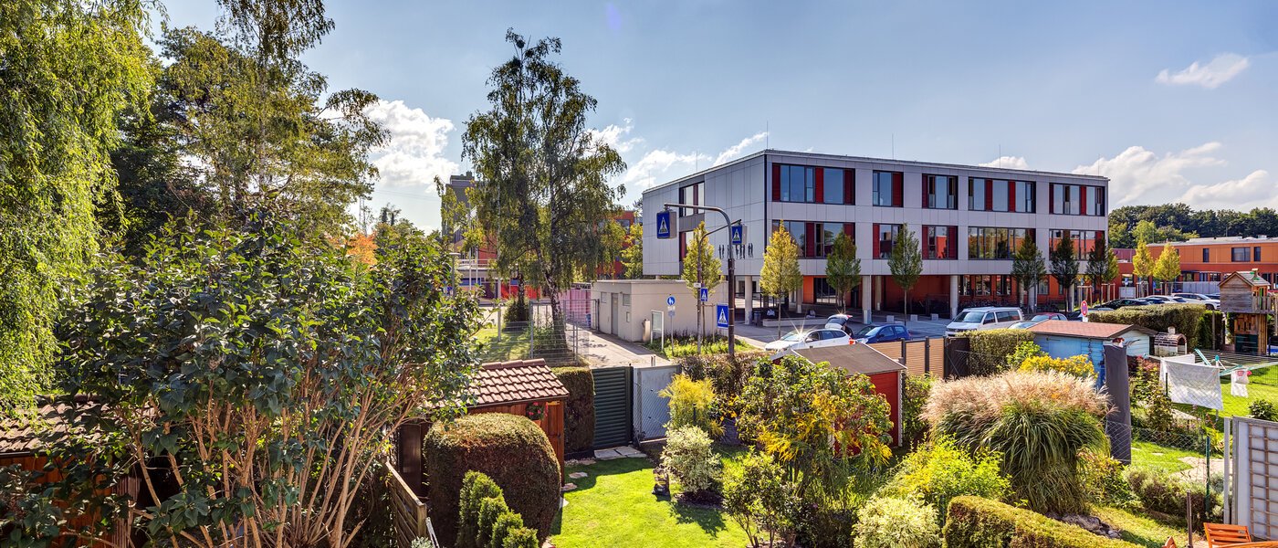 maison mitoyenne placée au milieu de la rangée Germering 01 vue 14170