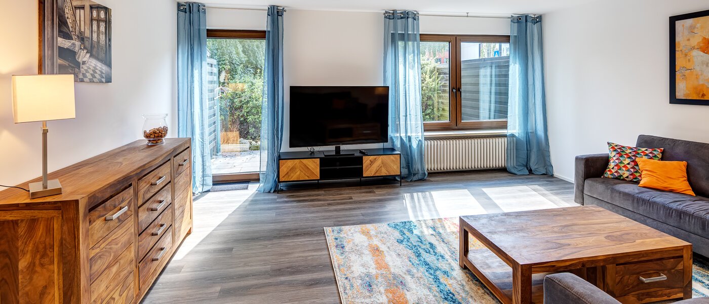 maison mitoyenne placée au milieu de la rangée Germering 02 salle de séjour 14170