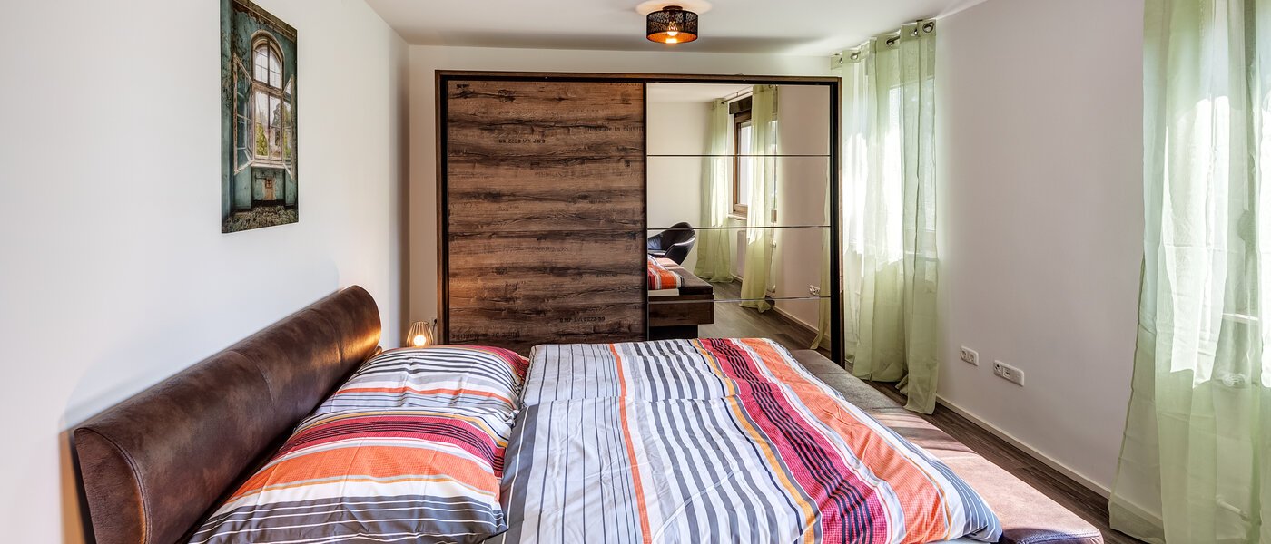 maison mitoyenne placée au milieu de la rangée Germering 01 1ère chambre 14170