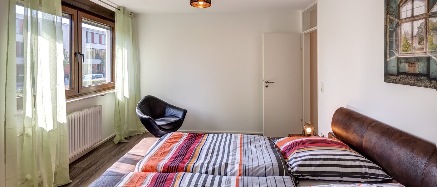 maison mitoyenne placée au milieu de la rangée Germering 03 1ère chambre 14170